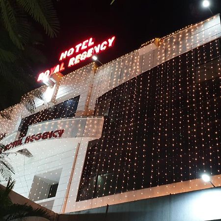 Hotel Royal Regency Bori  Luaran gambar